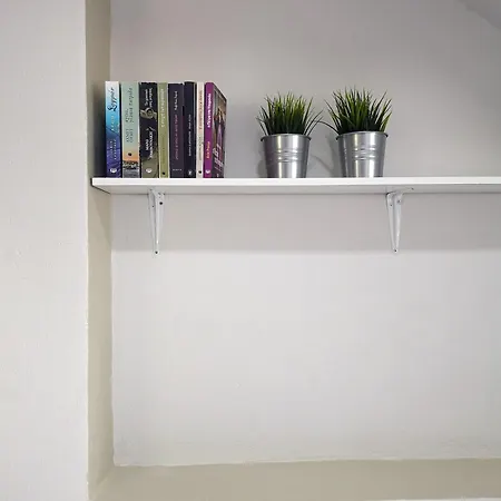 Cozy Close To Citycenter Apartament